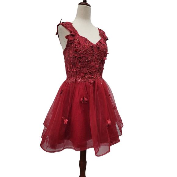 NWT Women's Crimson Red Short Butterfly Cocktail Dress with Tulle Corset back - Picture 4 of 13